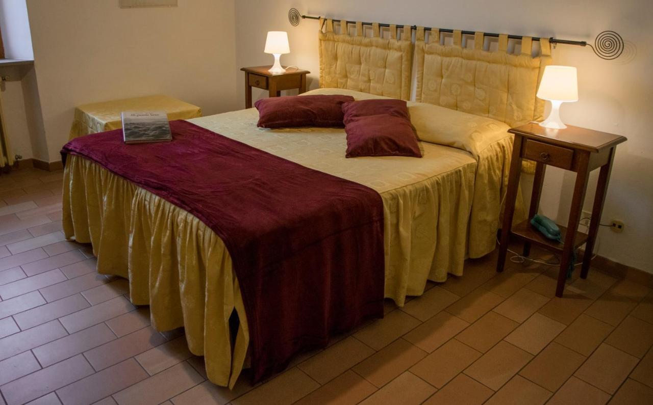 Albergo Ristorante Da Vestro Monticiano Dış mekan fotoğraf